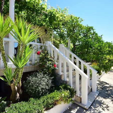 בית נופש Moreska-1 By Interhome