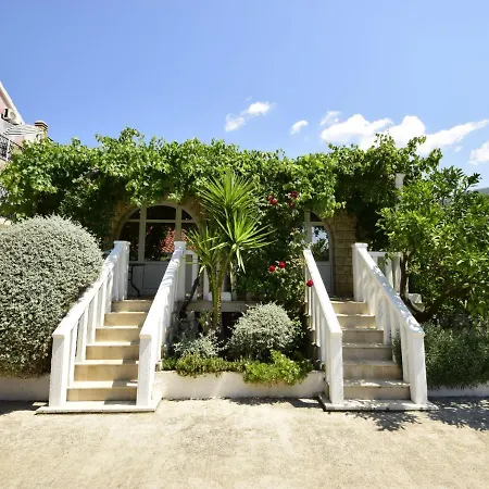 Дом отдыха Moreska-1 By Interhome