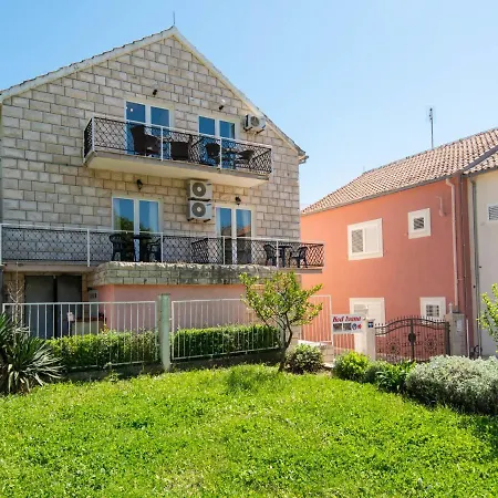 Moreska-1 By Interhome