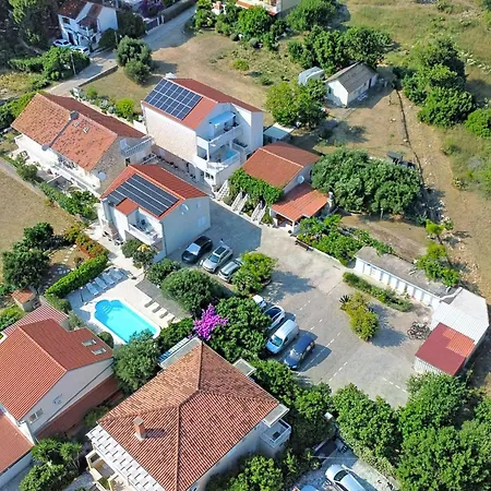 Hébergement de vacances Moreska-1 By Interhome *